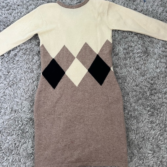 Wool sweater dress - Picture 4 of 4